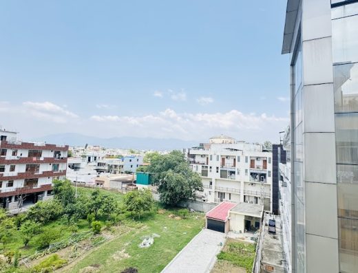 SJ PARADISE – Banquet Hall in Dehradun | Party Engagement Hall in Dehradun | Best Hotel Near ISBT GMS Road | Bar near ISBT