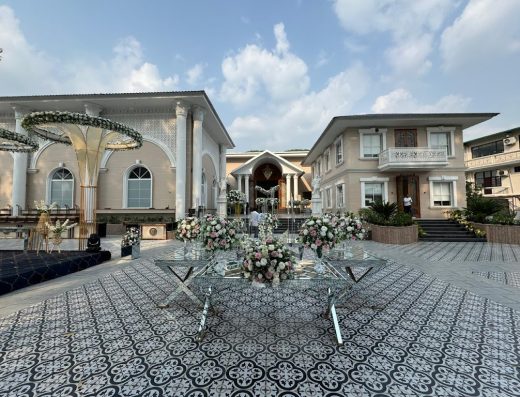 Regal Manor by grand dream