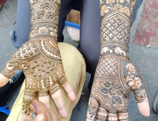 Mehndi artist nishu