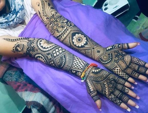 Shree Ganesh Mehndi Art And chat Corner