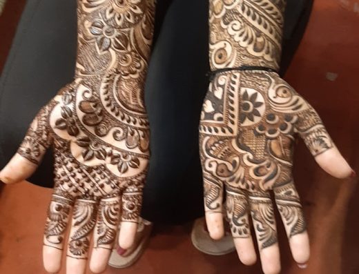 VARUN MAHENDI ART